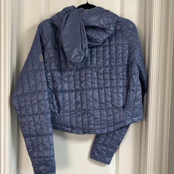 NWT Free People Movement Light As A Feather Packable Puffer Blue Size Small - Picture 5 of 5